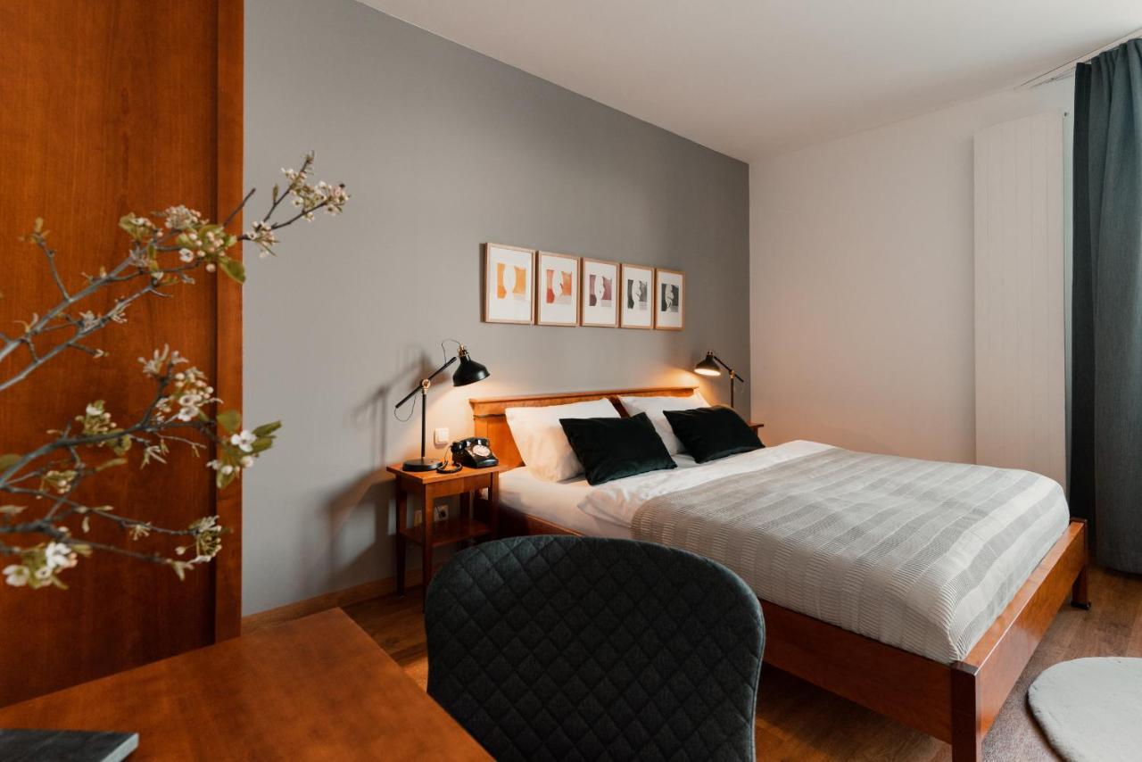 Esplanade Hotel 3*