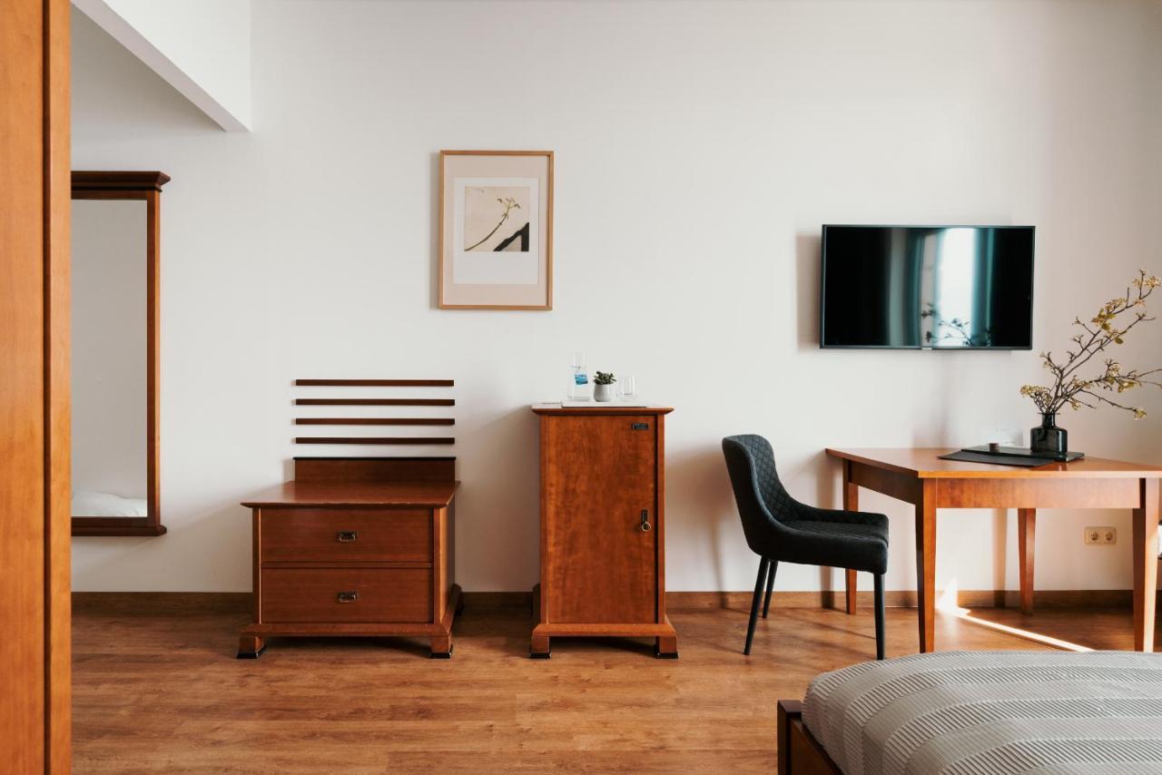 Esplanade 3*